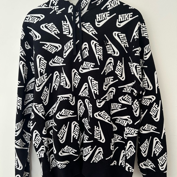 Nike Men's Black and White Patterned Hoodie - Picture 2 of 12